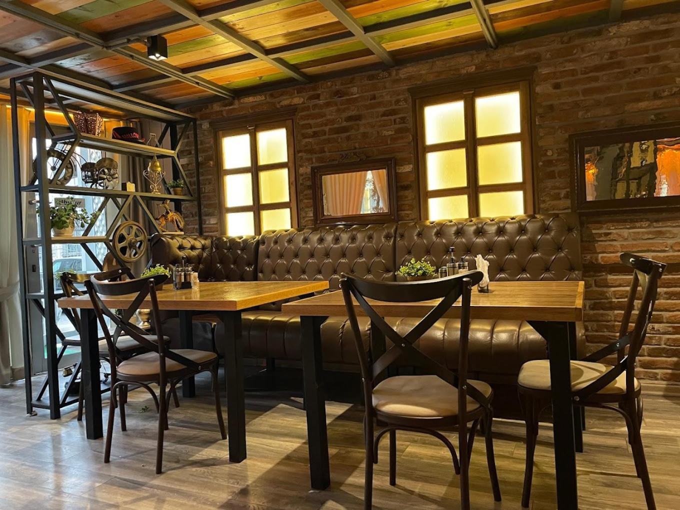Cozy Elegance Above Korca Apartment Екстериор снимка