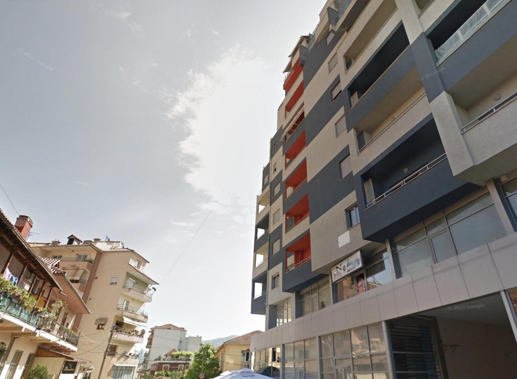 Cozy Elegance Above Korca Apartment Екстериор снимка